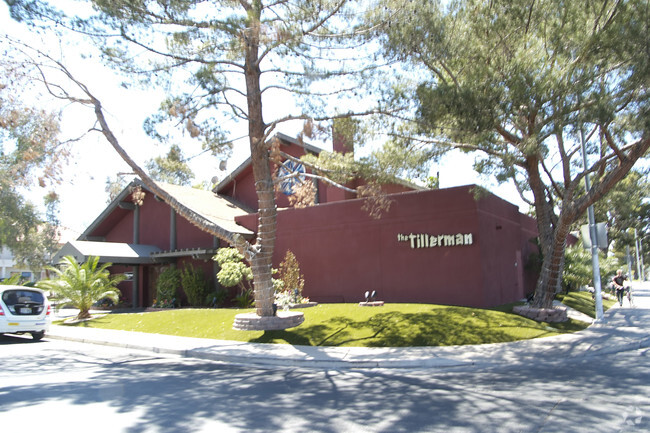 Building Photo - Desert Springs Apartments