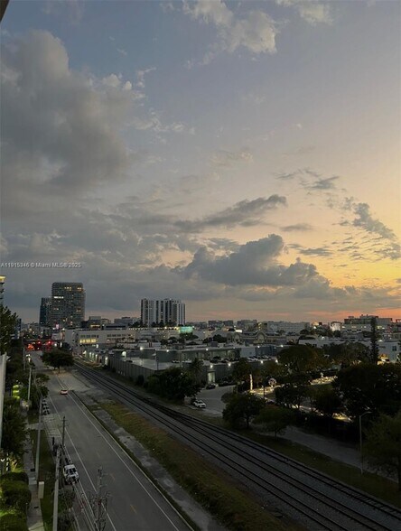 Building Photo - 4250 Biscayne Blvd