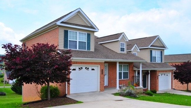 Henley Place Christiansburg, VA Apartment Finder