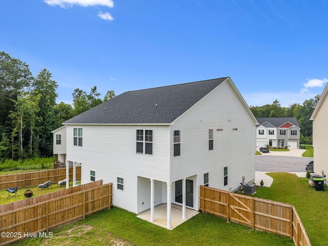 Building Photo - 249 Shallowbag Bay Ln