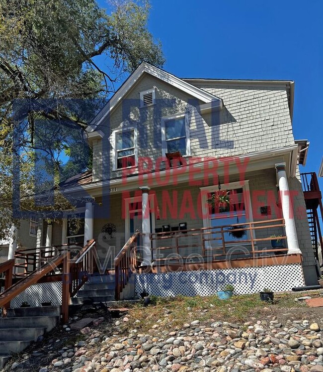 Primary Photo - 511 W 12th St