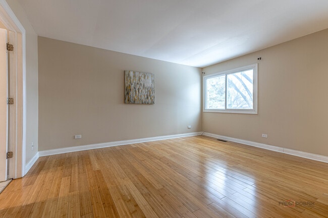 Building Photo - 2431 Cobblewood Dr