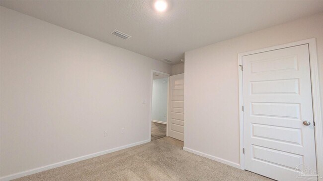 Building Photo - 10624 Queens Gate Cir