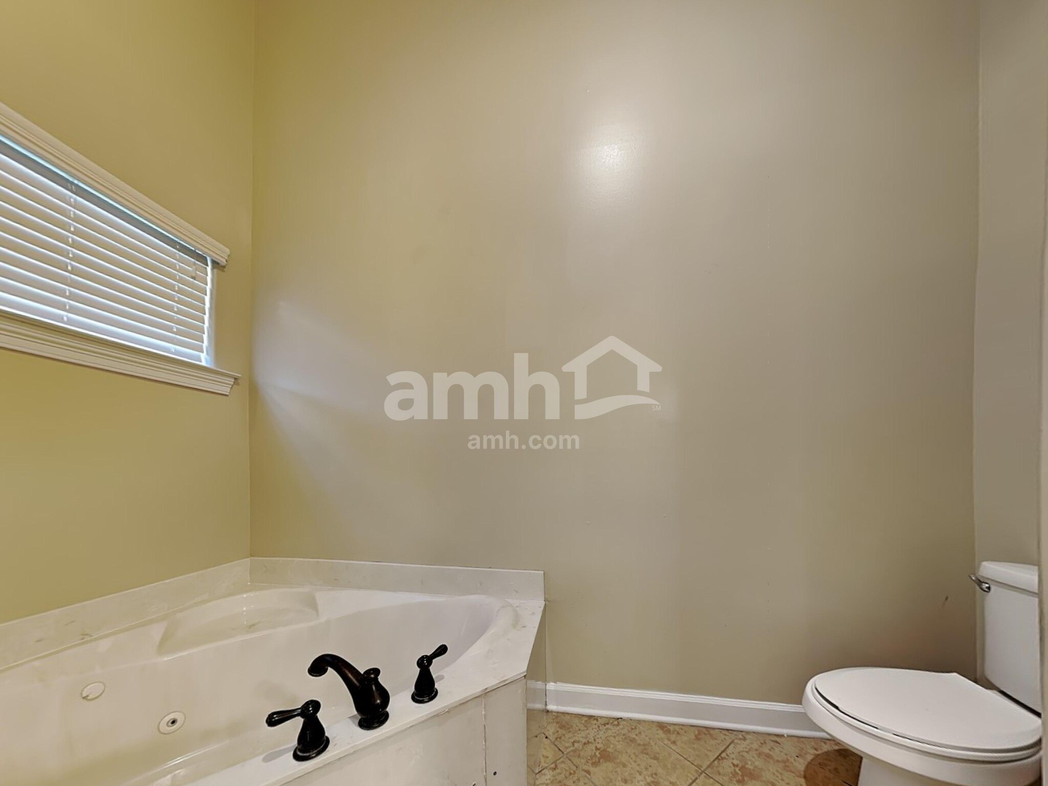 Building Photo - 7965 River Mist Dr