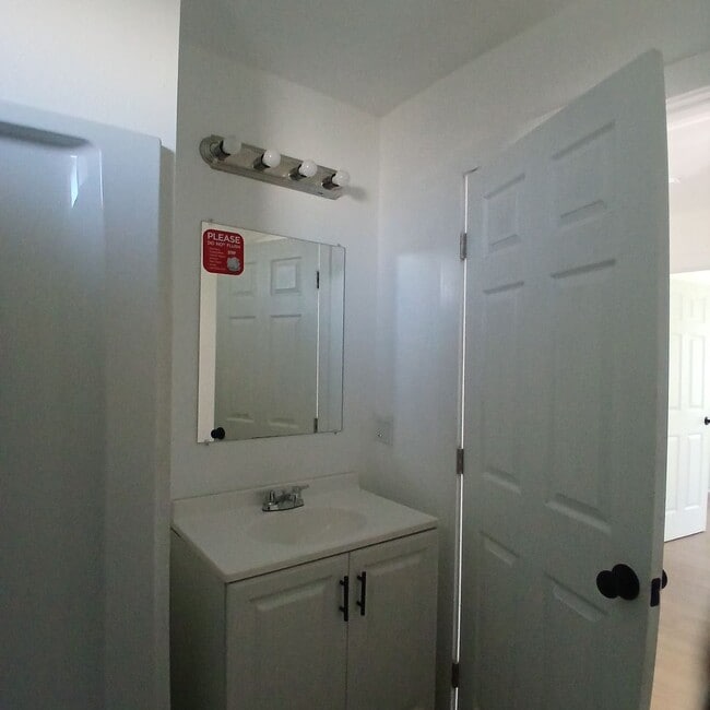 Building Photo - Oakpark Detached ADU