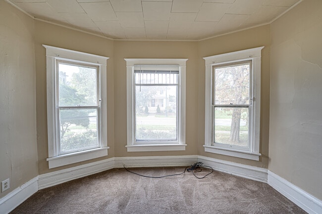 Building Photo - 706 McDonough St