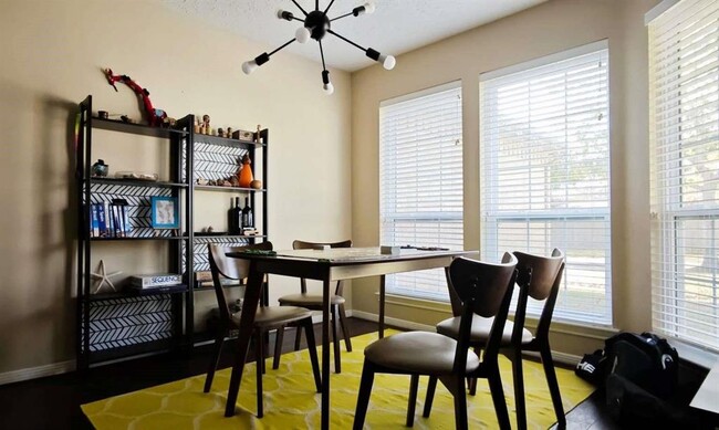 Building Photo - 3834 Carya Cir