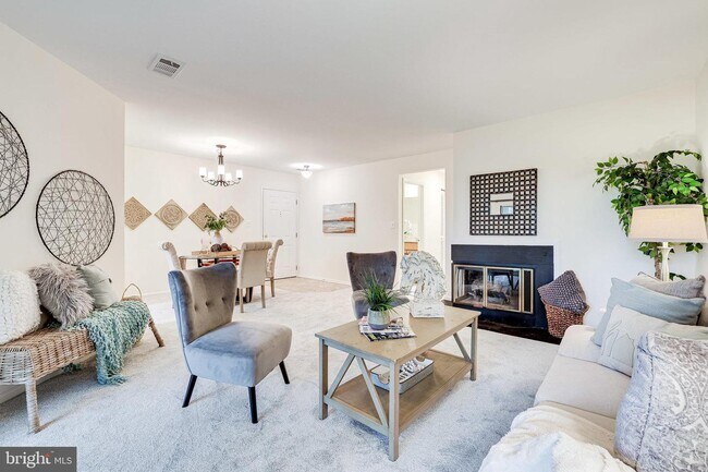 Building Photo - 11116 Beaver Trail Ct