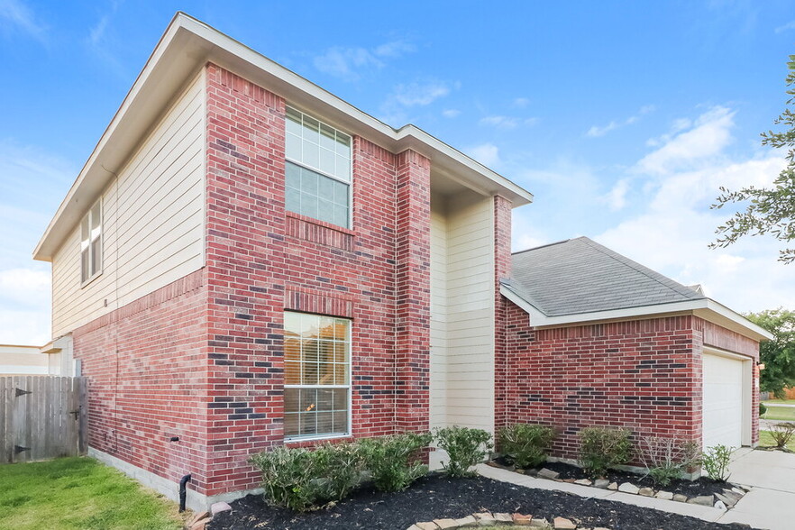 Building Photo - 8414 Parapet Pl