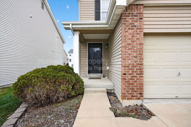 Building Photo - 425 Spring Trce