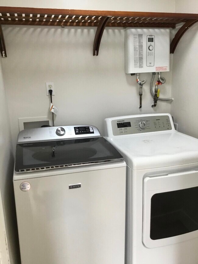 Building Photo - 2622 NW 54th St