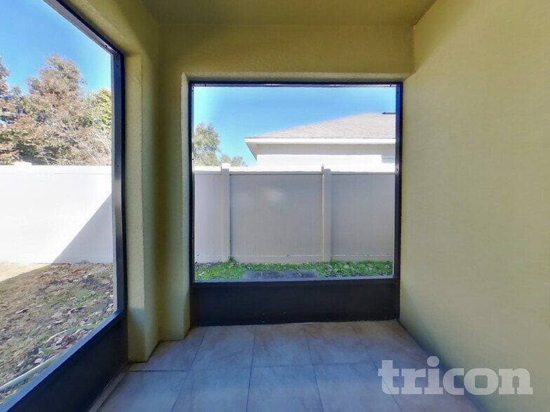 Building Photo - 530 Squires Grove Dr