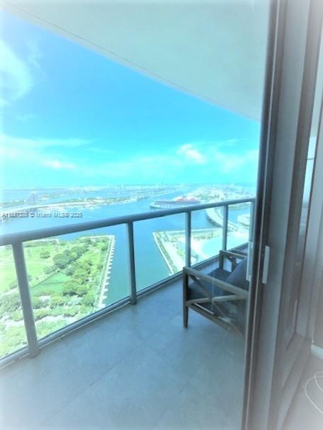 Building Photo - 888 Biscayne Blvd