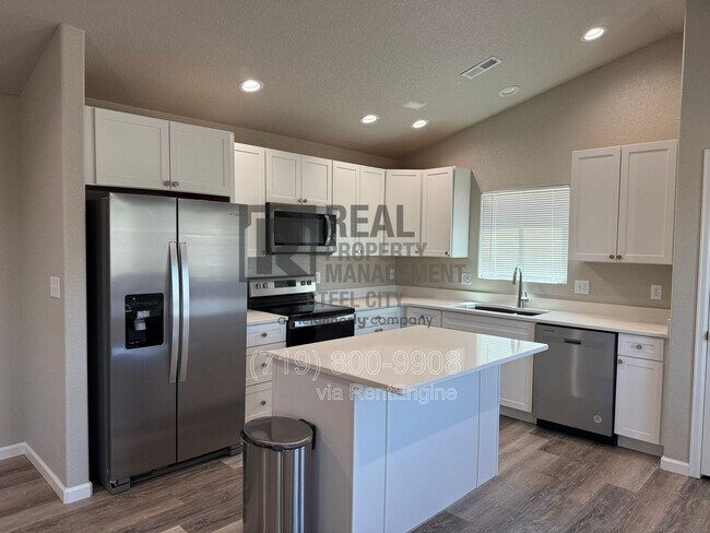 Building Photo - 155 S Stardust Cir