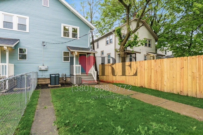 Building Photo - 291 Brehl Ave