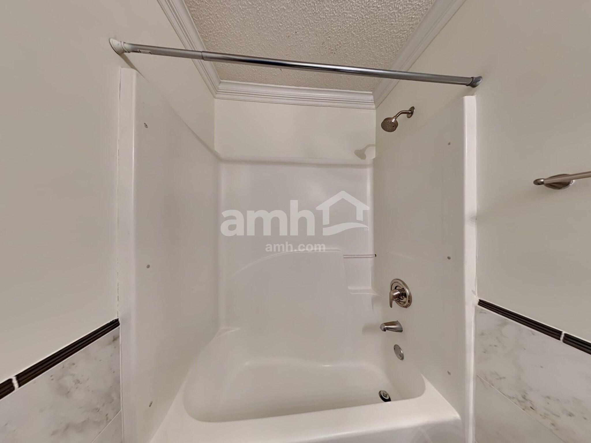 Building Photo - 4804 Forest Highland Dr