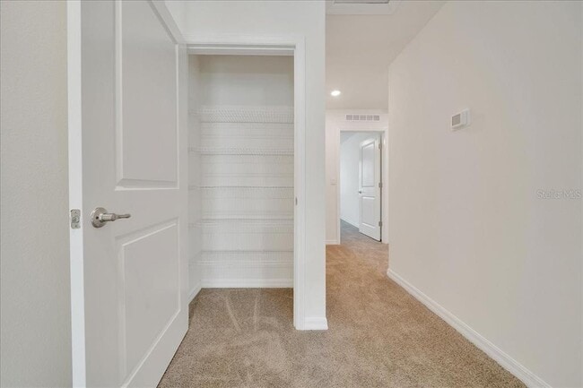 Building Photo - 6614 SW 81st Loop