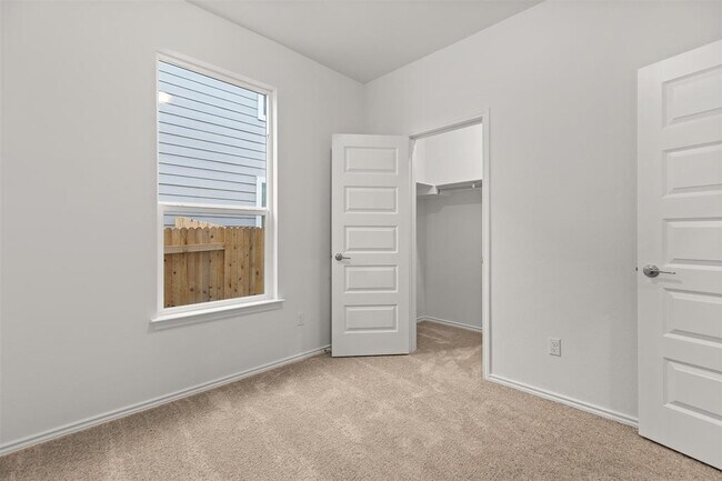 Building Photo - 1115 Aronia Ln
