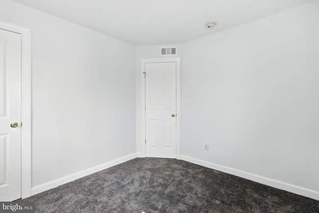 Building Photo - 709 Brandywine St SE