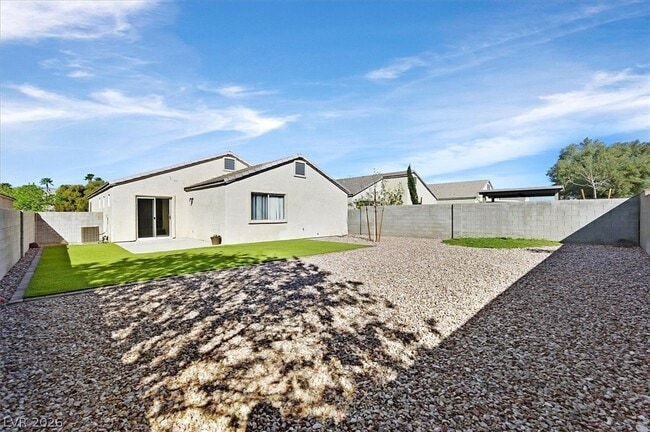 Building Photo - 3270 Cherum St