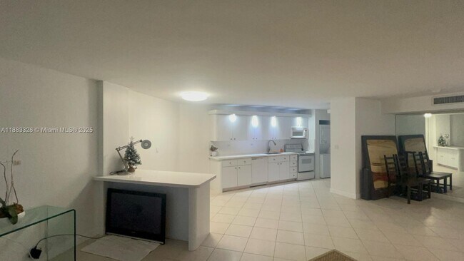 Building Photo - 7135 Collins Ave