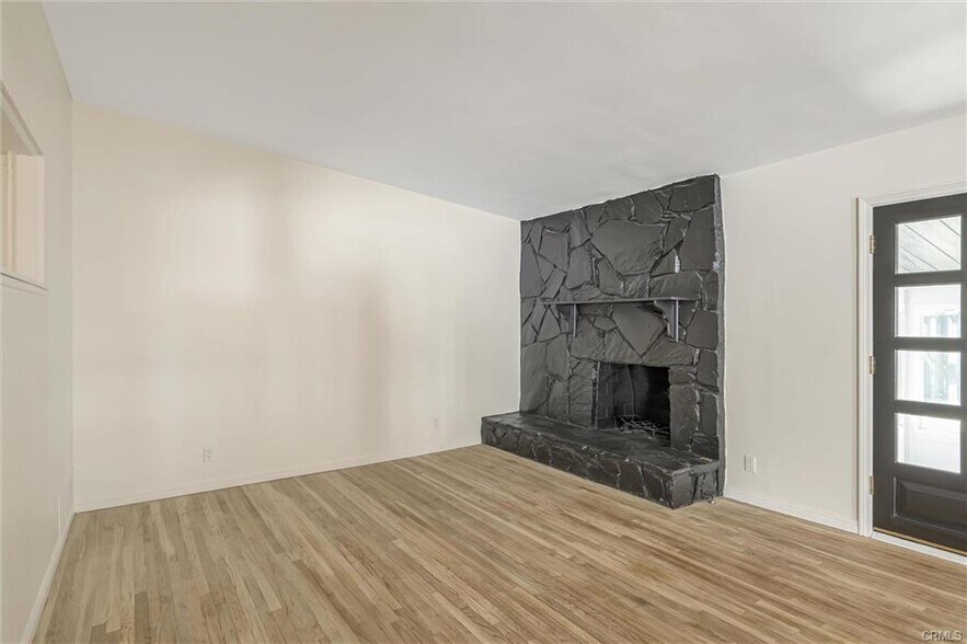 Building Photo - 18500 Celtic St