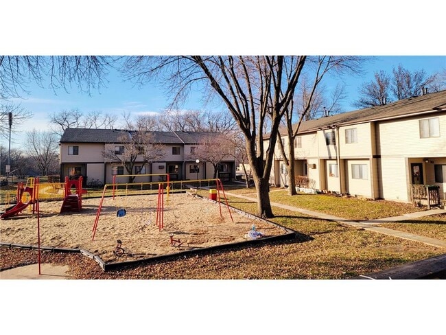 Building Photo - 524 N Grant St