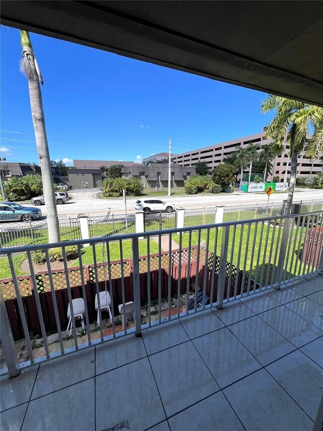 Building Photo - 8601 SW 94th St