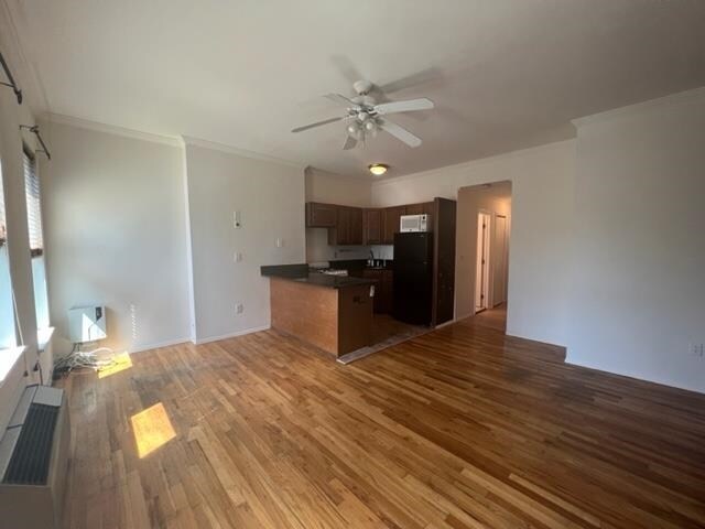 Building Photo - 310 9th St