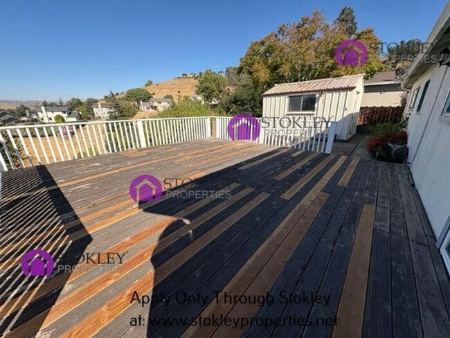 Building Photo - 25 Rolph Park Dr