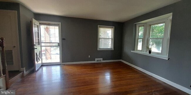 Building Photo - 1628 Gleneagle Rd