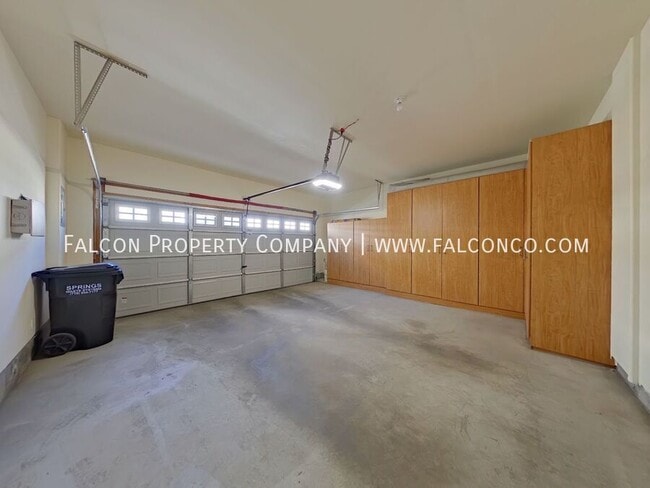 Building Photo - 4133 Hogback Point