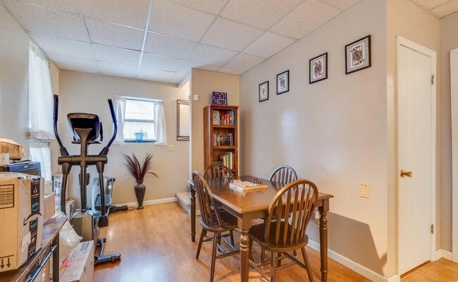 Building Photo - 1813 Todd Dr