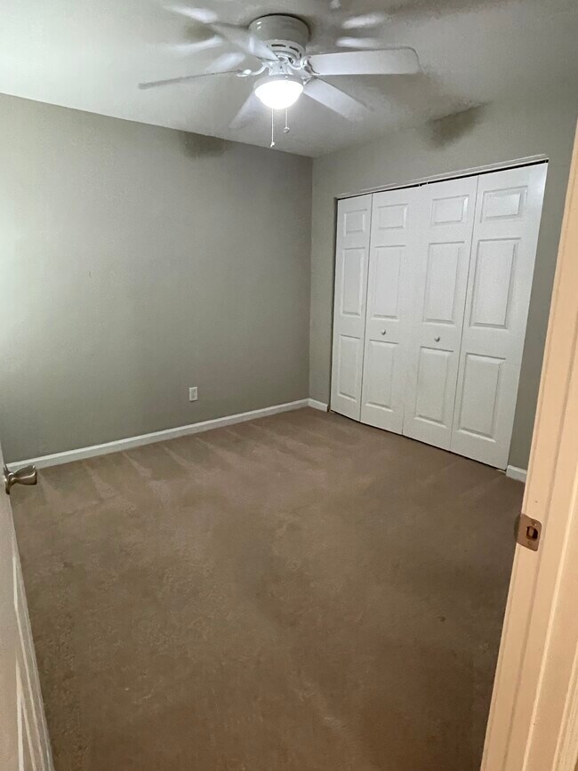 Building Photo - 5012 Scotch Pine Ave