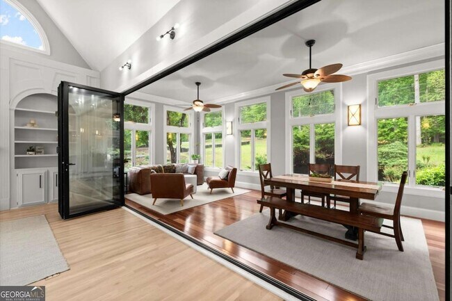Building Photo - 1431 Waterford Green Dr