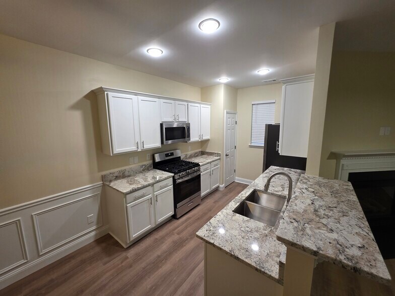 Building Photo - 1422 Dolcetto Trce NW