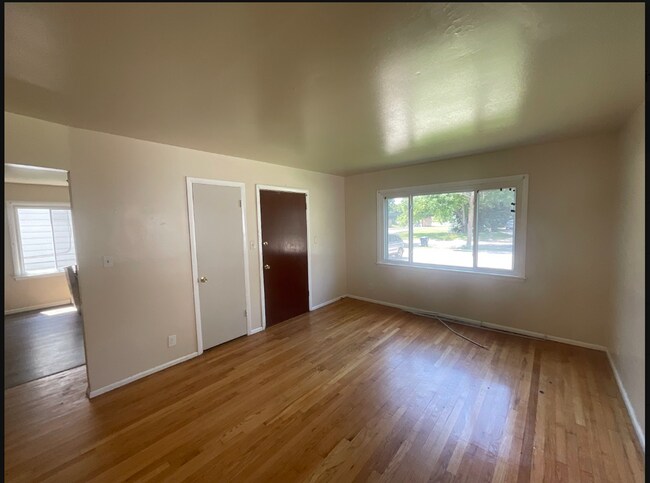Building Photo - 6408 N 58th St