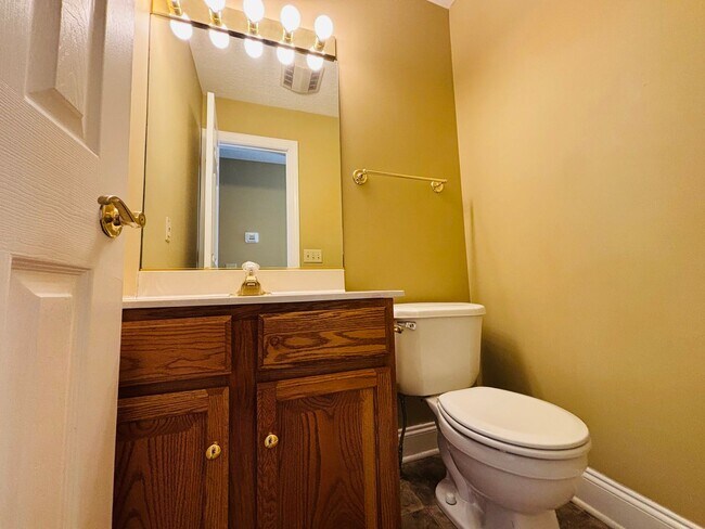 Building Photo - 260 Bronze Leaf Dr NW