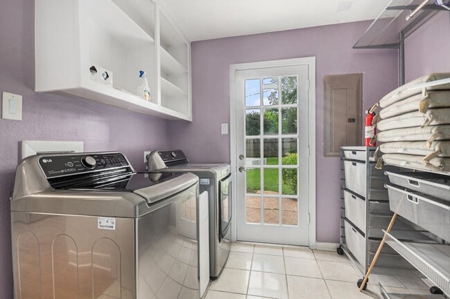 Building Photo - 12847 Memorial Dr