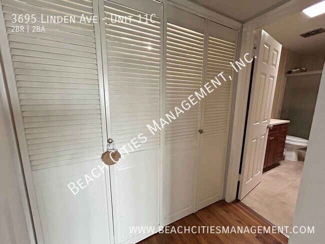 Building Photo - 3695 Linden Ave