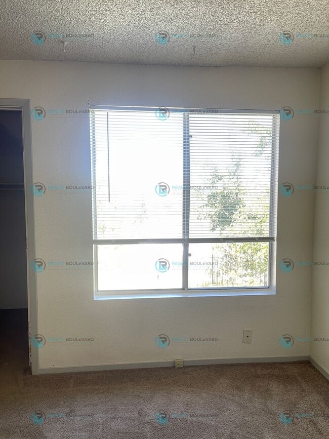 Building Photo - 3929 Clear Acre Ln
