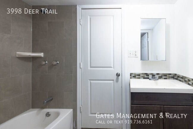 Building Photo - 3998 Deer Trail