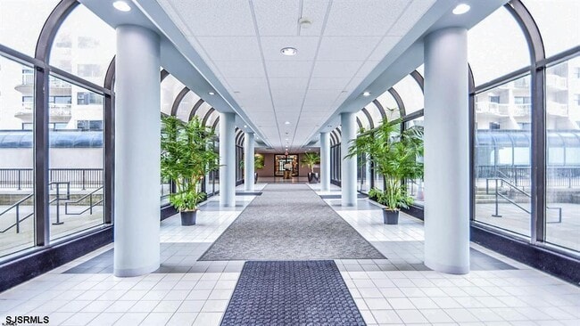 Building Photo - 3101 Boardwalk