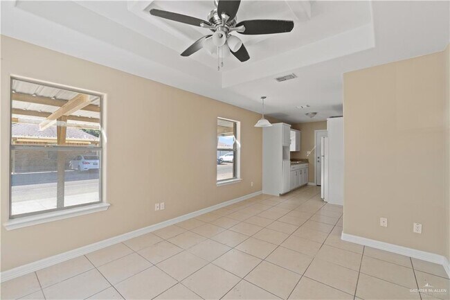 Building Photo - 13 N Lotto Ln