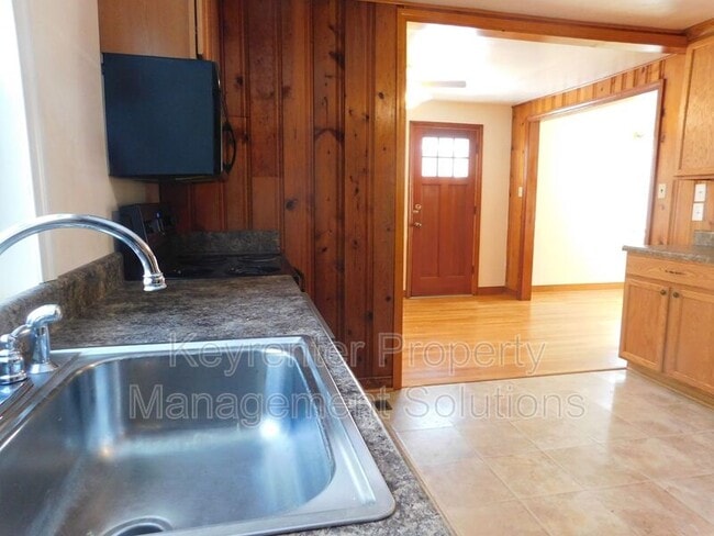 Building Photo - 277 Skyview Cir