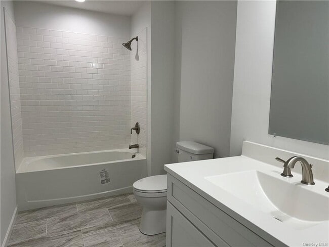 Building Photo - 16 Pinto Rd