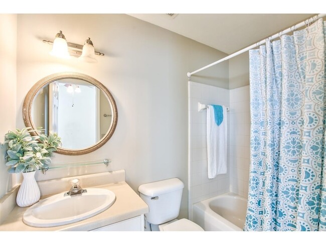 Building Photo - 1330 Pawnee Pointe Ct