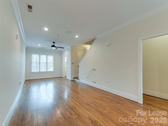 Building Photo - 100 N Laurel Ave