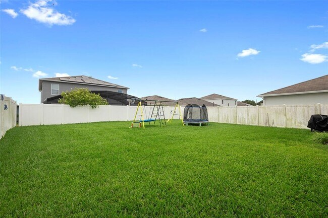 Building Photo - 5125 Fiddlewood Way