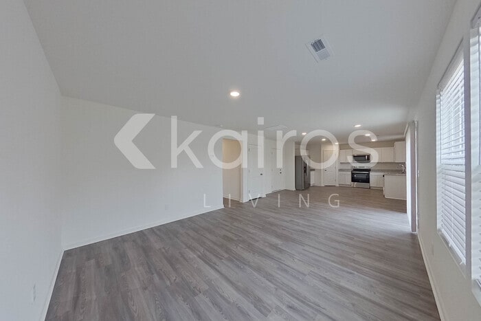 Building Photo - 7025 Peppermill Way